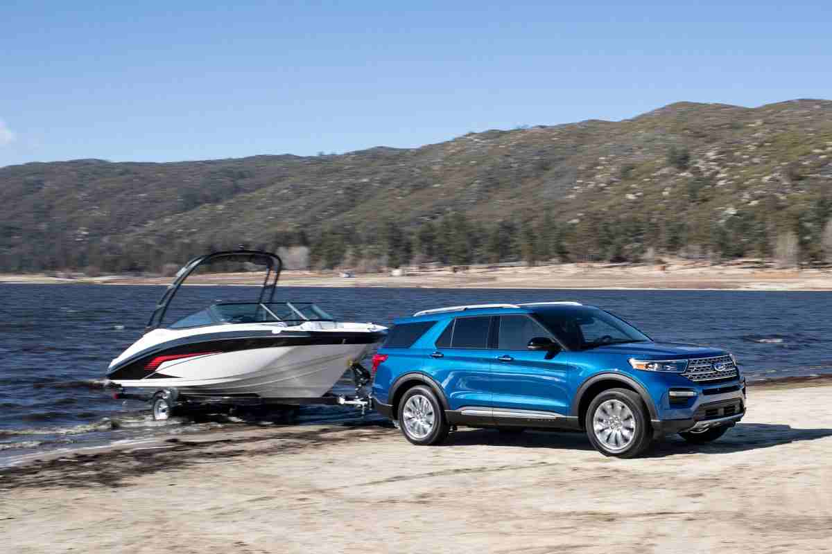 Will A Full Size Bed Fit In The Ford Explorer? 1 Will a Full Size Bed Fit In the Ford Explorer?